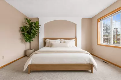 630 Knights Bridge Road, New Brighton, MN 55112 - Photo 6