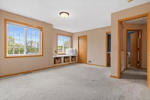 630 Knights Bridge Rd, New Brighton, MN 55112 - Photo 14
