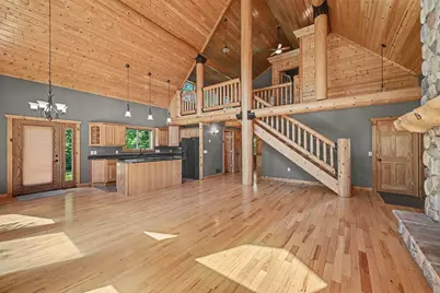 1030 Lokhorst Street, Baldwin, WI 54002 - Photo 4