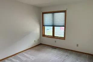 33850 98th St, Waseca, MN 56093 - Photo 10