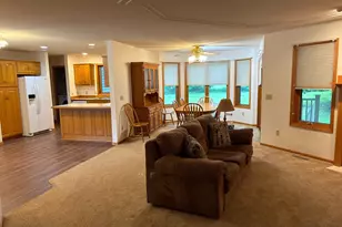 33850 98th St, Waseca, MN 56093 - Photo 10