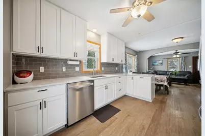 704 Broadway Street, Cleveland, MN 56017 - Photo 4