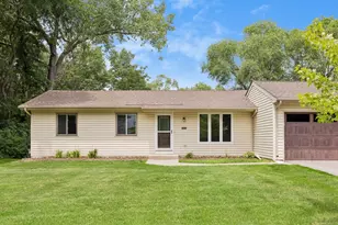 12216 Pioneer Rd, Minnetonka, MN 55343 - Photo 2