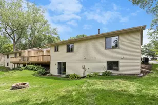 12216 Pioneer Rd, Minnetonka, MN 55343 - Photo 14