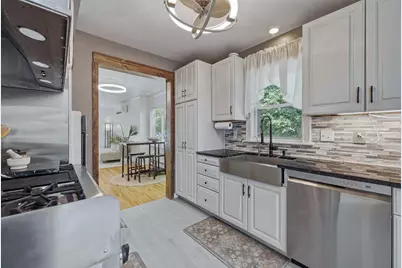 6439 Olympia Street, Golden Valley, MN 55427 - Photo 8