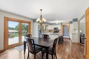 67 W Wood Rdg Dr, River Falls, WI 54022 - Photo 10