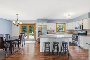 67 W Wood Rdg Dr, River Falls, WI 54022 - Photo 6