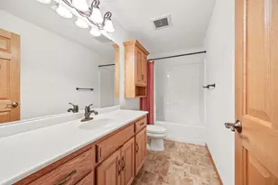 1175 Dale St SW, Hutchinson, MN 55350 - Photo 26