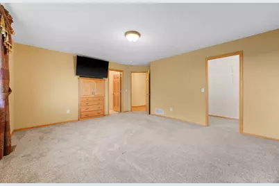 1175 Dale Street SW, Hutchinson, MN 55350 - Photo 20