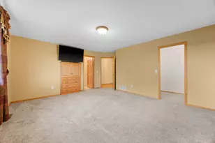 1175 Dale St SW, Hutchinson, MN 55350 - Photo 20