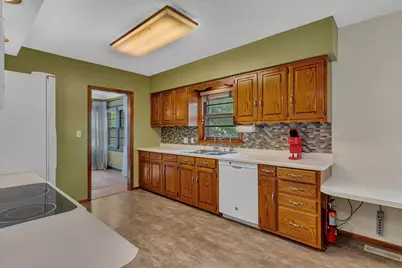 624 11th Street SW, Willmar, MN 56201 - Photo 18