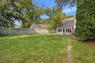 624 11th St SW, Willmar, MN 56201 - Photo 2