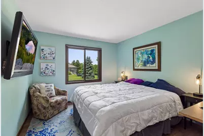 4316 Thornhill Lane, Vadnais Heights, MN 55127 - Photo 12