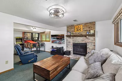 4316 Thornhill Lane, Vadnais Heights, MN 55127 - Photo 20