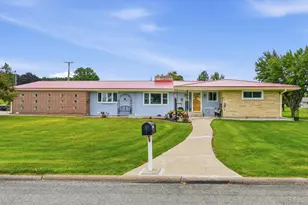 18139 Hopkins St, Whitehall, WI 54773 - Photo 1