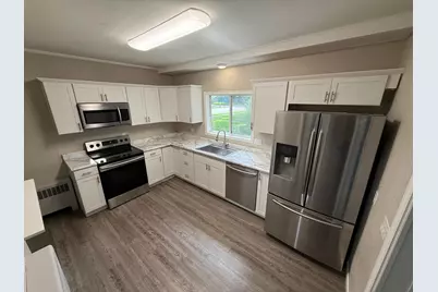 111 Markley Avenue S, Thief River Falls, MN 56701 - Photo 2