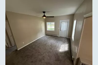 111 Markley Avenue S, Thief River Falls, MN 56701 - Photo 4