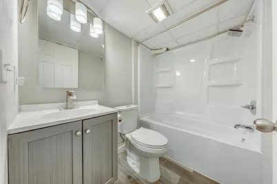7840 Winsdale Street N, Golden Valley, MN 55427 - Photo 40