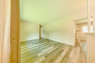7840 Winsdale Street N, Golden Valley, MN 55427 - Photo 10