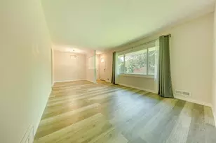 7840 Winsdale Street N, Golden Valley, MN 55427 - Photo 12