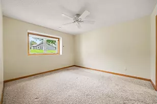 3028 Highpointe Curve, Roseville, MN 55113 - Photo 18