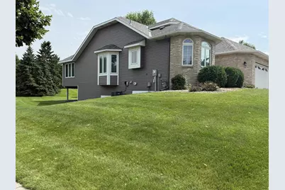 3028 Highpointe Curve, Roseville, MN 55113 - Photo 2