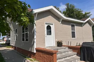 321 Lowery Ave, Belgrade, MN 56312 - Photo 2