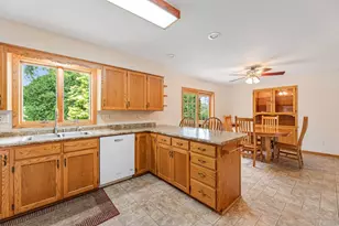 703 N Hokah St, Caledonia, MN 55921 - Photo 4