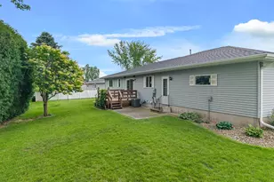 703 N Hokah St, Caledonia, MN 55921 - Photo 40