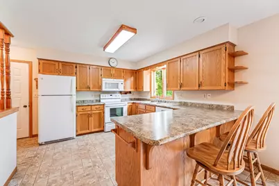 703 N Hokah Street, Caledonia, MN 55921 - Photo 2