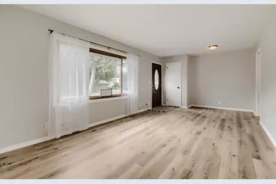10920 Kumquat Street NW, Coon Rapids, MN 55448 - Photo 2