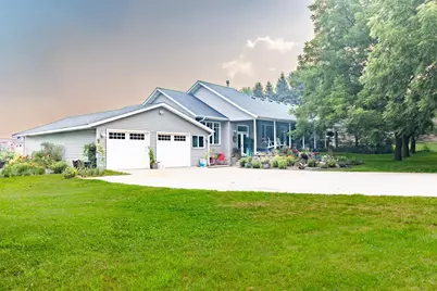 12480 212th Avenue NE, New London, MN 56273 - Photo 4