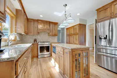 9007 Princeton Road, Woodbury, MN 55125 - Photo 10