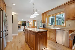 9007 Princeton Rd, Woodbury, MN 55125 - Photo 12