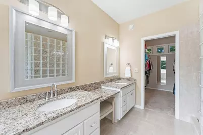 10035 Woodhill Boulevard, Lakeville, MN 55044 - Photo 14