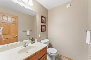 10035 Woodhill Blvd, Lakeville, MN 55044 - Photo 28