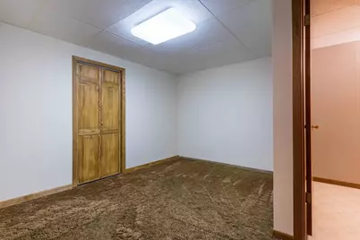 908 N 1st Avenue, Fergus Falls, MN 56537 - Photo 24