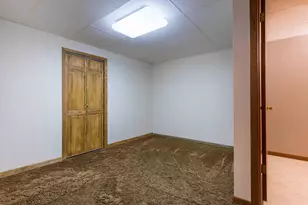 908 N 1st Ave, Fergus Falls, MN 56537 - Photo 24