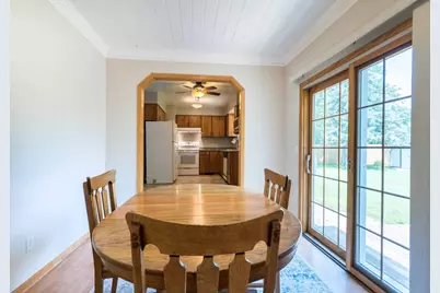 908 N 1st Avenue, Fergus Falls, MN 56537 - Photo 16
