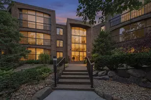 5501 Dewey Hill Rd, Edina, MN 55439 - Photo 32