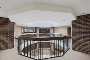 5501 Dewey Hill Rd, Edina, MN 55439 - Photo 22