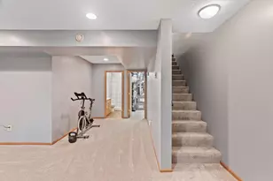 100 Primrose Ct, Vadnais Heights, MN 55127 - Photo 28
