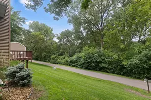 100 Primrose Ct, Vadnais Heights, MN 55127 - Photo 36