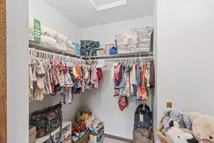 100 Primrose Ct, Vadnais Heights, MN 55127 - Photo 24