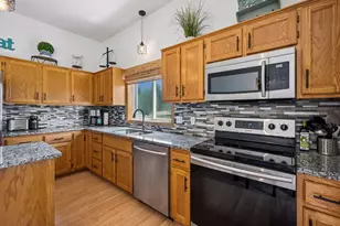 5840 142nd Ave NW, Anoka, MN 55303 - Photo 14