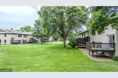 8824 N Maplebrook Court, Brooklyn Park, MN 55445 - Photo 34