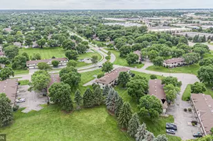 8824 N Maplebrook Ct, Brooklyn Park, MN 55445 - Photo 32
