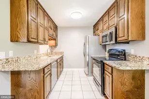 8824 N Maplebrook Ct, Brooklyn Park, MN 55445 - Photo 6