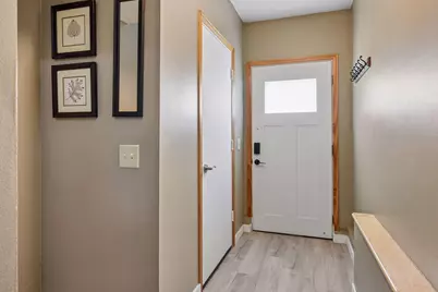 1443 Independence Avenue, Chaska, MN 55318 - Photo 4