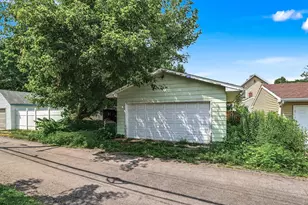 406 Superior St, Saint Paul, MN 55102 - Photo 42